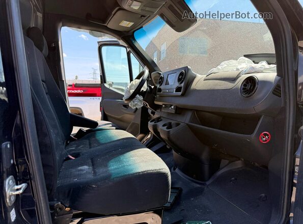 W1Y4KBHYXRP647703 2024 MERCEDES-BENZ SPRINTER Black 