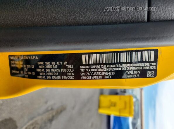ZACCJABB3JPH84216 2018 JEEP RENEGADE Yellow Vista interior de 360 grados