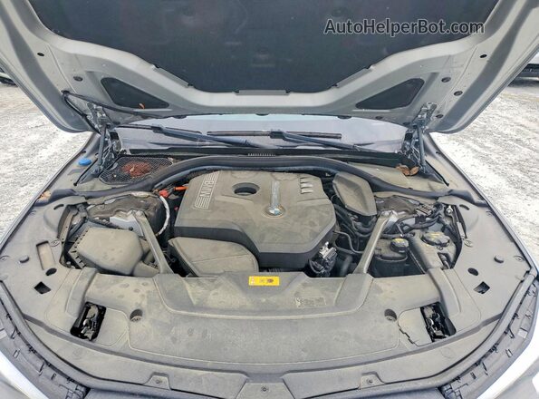 WBA7J2C50JG938391 2018 BMW 7 SERIES Silver Vista del compartimento del motor