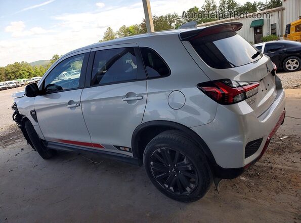 JA4ARUAU2RU020544 2024 MITSUBISHI OUTLANDER White 