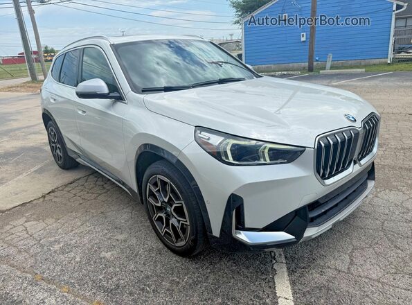 WBX73EF07P5W12917 2023 BMW X1 White Trasero izquierdo