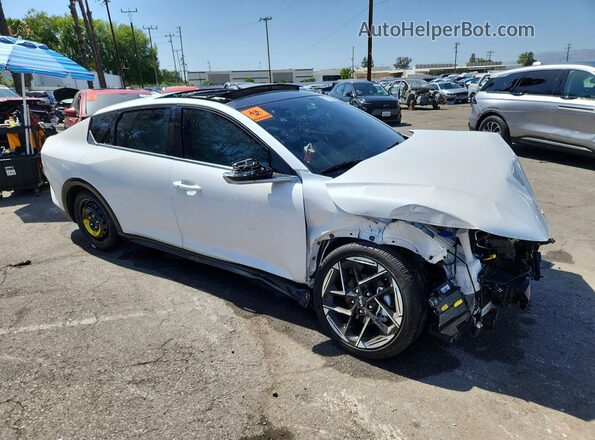 3KPFW4DE4SE242516 2025 KIA K4 White წინა მარჯვენა