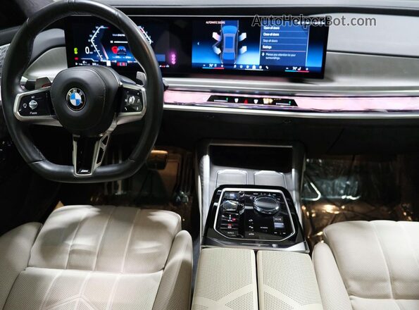 WBA33EJ02PCM30053 2023 BMW 7 SERIES Black Հետևի նստատեղերի տեսք