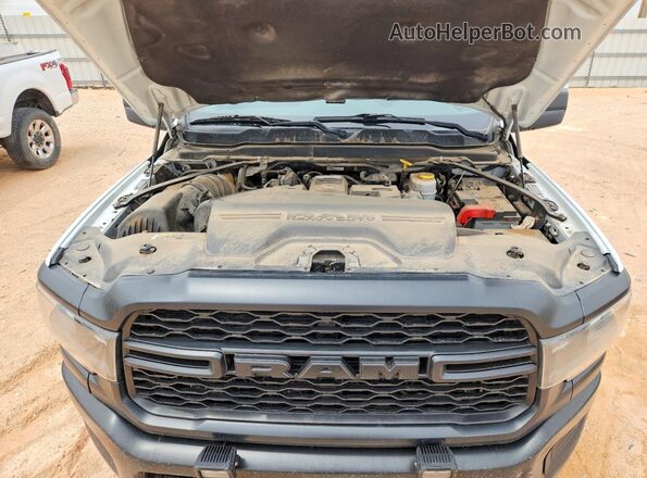 3C63RRGL7RG109921 2024 RAM 3500 White Вид підкапотного простору