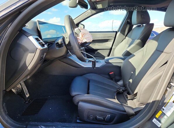 WBY23HD03SFV64510 2025 BMW I4 Gray Вид панелі приладів