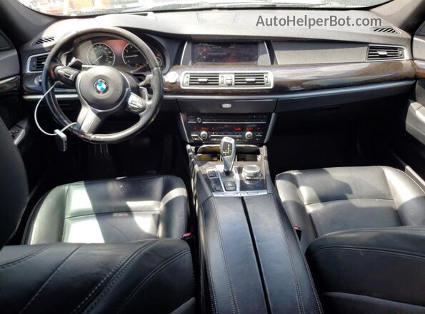 WBA5M2C32HG499346 2017 BMW 5 SERIES Black Widok zestawu wskaźników