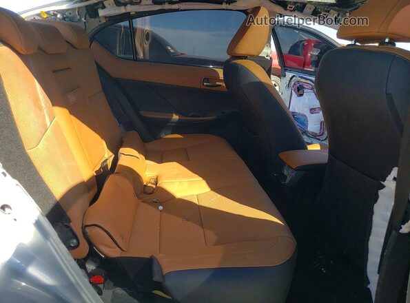 JTHBZ1E29R5037125 2024 LEXUS IS Silver უკანა სალონის ხედი
