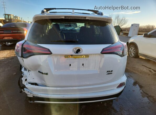 JTMRFREV6GJ066054 2016 TOYOTA RAV4 White 
