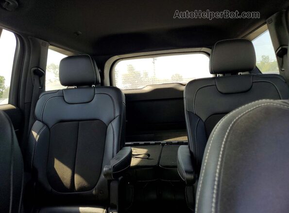 1C4RJKAG0P8842070 2023 JEEP CHEROKEE Серебряный 