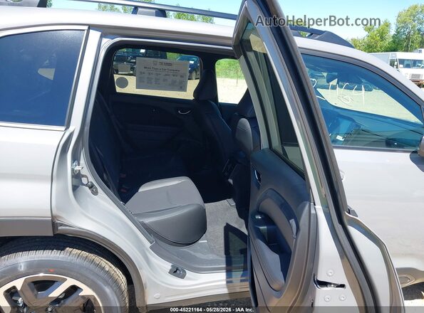 4S4SLDR65T3096043 2026 SUBARU FORESTER Gray 