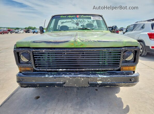 CCL146F303821 1976 CHEVROLET C10 Green Front view