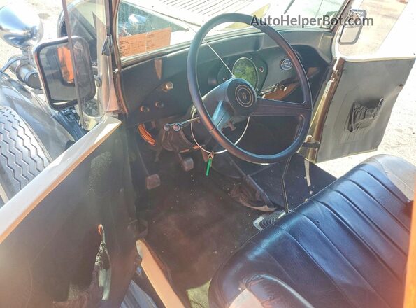 CT28765 1929 FORD MODEL White 