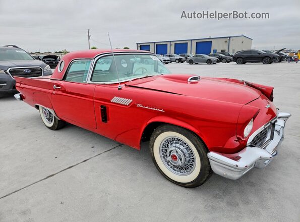 D7FH333820 1957 FORD THUNDERBIRD Red Delantero derecho