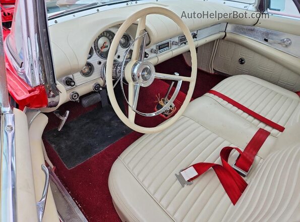 D7FH333820 1957 FORD THUNDERBIRD Red Vista del salpicadero
