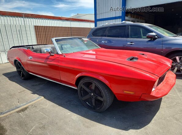 F3F03H155108F 1973 FORD MUSTANG Red Przód prawy
