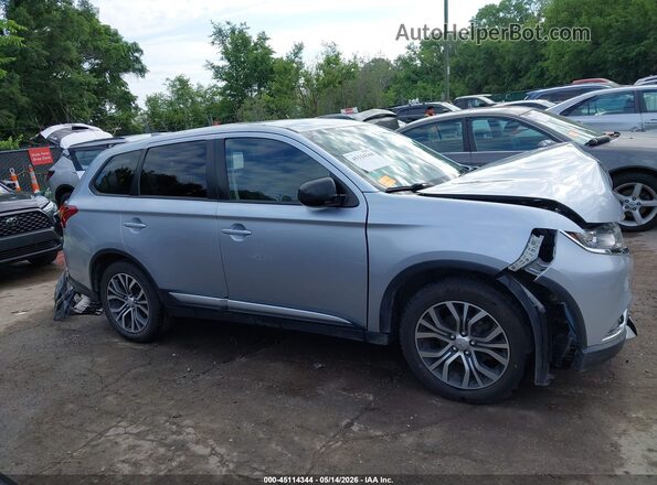 JA4AD2A30HZ070130 2017 MITSUBISHI OUTLANDER Silver უკანა სალონის ხედი