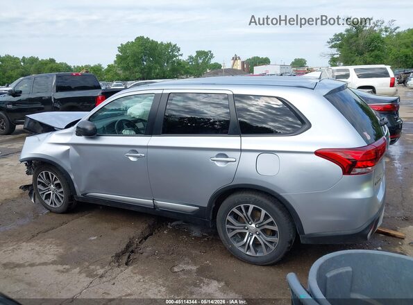 JA4AD2A30HZ070130 2017 MITSUBISHI OUTLANDER Silver სალონის 360-გრადუსიანი ხედი