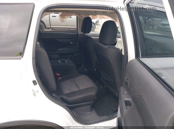 JA4AD2A31GZ013109 2016 MITSUBISHI OUTLANDER White 