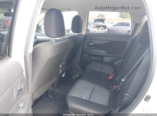 JA4AD2A39HZ008287 2017 MITSUBISHI OUTLANDER White 