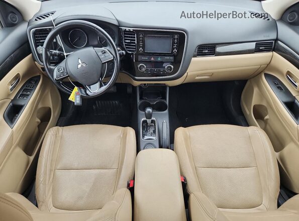JA4AD3A30GZ025600 2016 MITSUBISHI OUTLANDER White Widok deski rozdzielczej