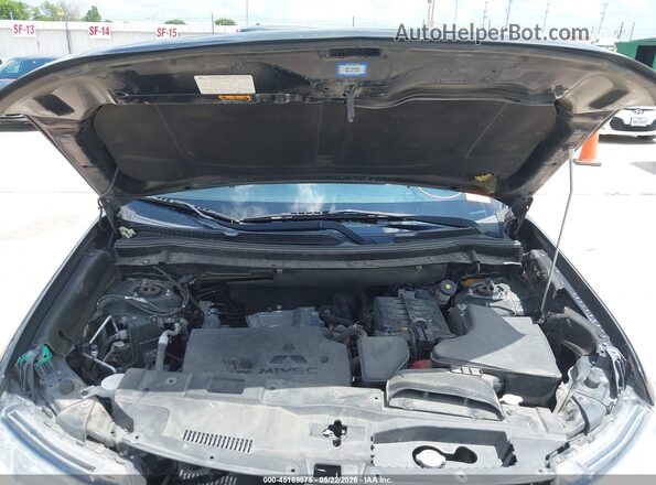 JA4AD3A32JJ005774 2018 MITSUBISHI OUTLANDER Black უკანა ხედი