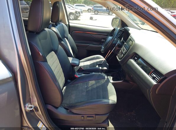 JA4AD3A34KZ004970 2019 MITSUBISHI OUTLANDER Silver Вид салону спереду