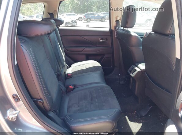 JA4AD3A34KZ004970 2019 MITSUBISHI OUTLANDER Silver Вид наклейки з VIN-кодом
