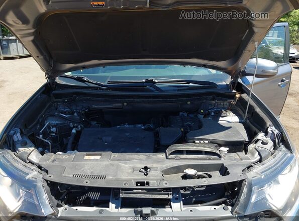 JA4AD3A34KZ004970 2019 MITSUBISHI OUTLANDER Silver Вид ззаду