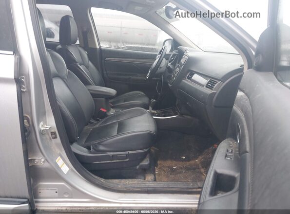 JA4AD3A38KZ026969 2019 MITSUBISHI OUTLANDER Silver Սալոնի դիմացի տեսք