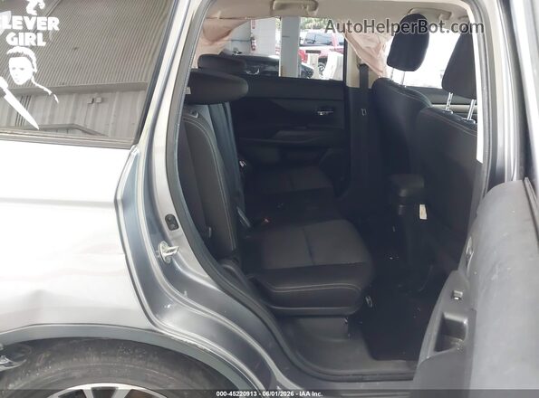 JA4AD3A39HZ005668 2017 MITSUBISHI OUTLANDER Silver Вид наклейки з VIN-кодом