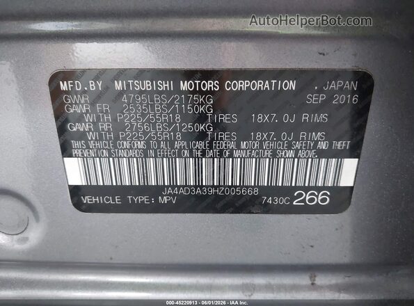 JA4AD3A39HZ005668 2017 MITSUBISHI OUTLANDER Silver Вид підкапотного простору