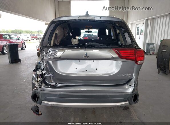 JA4AD3A39HZ005668 2017 MITSUBISHI OUTLANDER Silver 