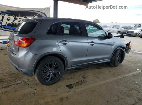 JA4AP3AU1HZ047445 2017 MITSUBISHI OUTLANDER Silver 