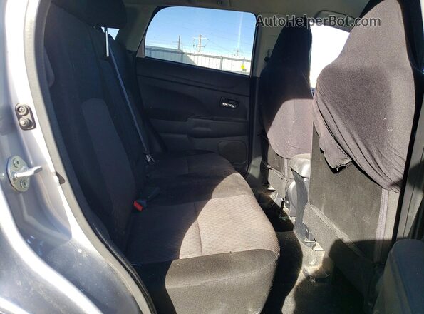 JA4AP3AU2HZ048555 2017 MITSUBISHI OUTLANDER Blue Вид задньої частини салону