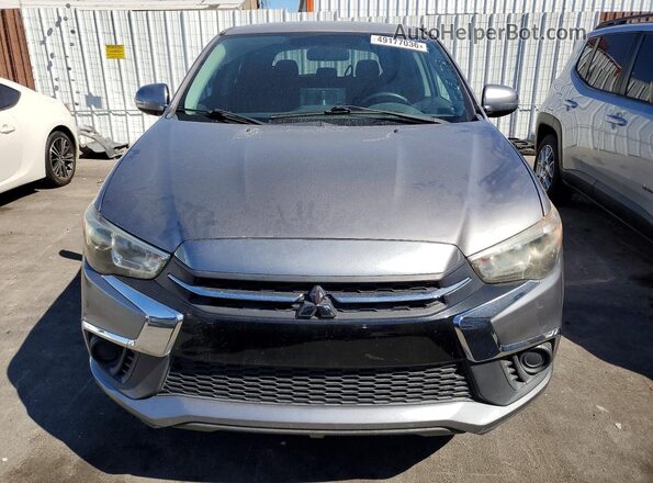 JA4AP3AU4JU005306 2018 MITSUBISHI OUTLANDER Серебряный Вид спереди