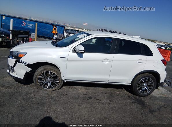 JA4AP3AW1JU005331 2018 MITSUBISHI OUTLANDER SPORT White 