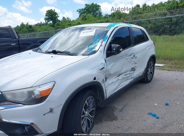 JA4AP3AW4HZ018460 2017 MITSUBISHI OUTLANDER SPORT White Vista frontal