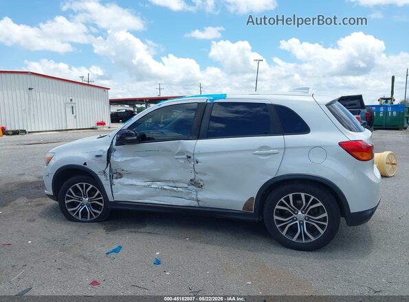 JA4AP3AW4HZ018460 2017 MITSUBISHI OUTLANDER SPORT White Vista interior de 360 grados