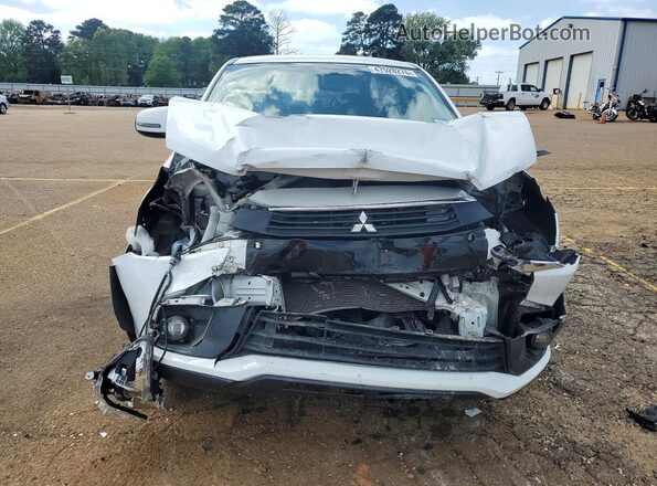 JA4AP3AW5HZ056117 2017 MITSUBISHI OUTLANDER White Vista frontal
