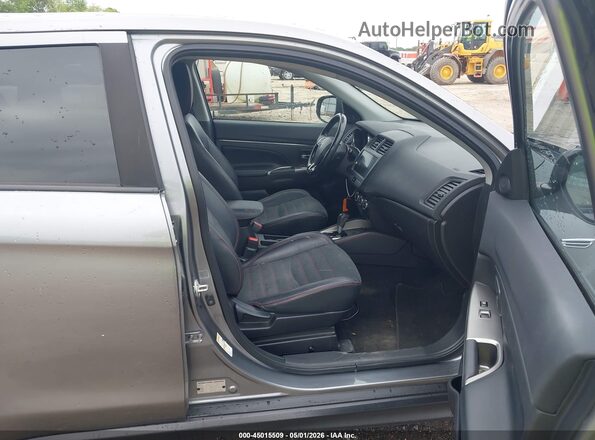 JA4AP3AW6JU015336 2018 MITSUBISHI OUTLANDER SPORT Gray Widok wnętrza z przodu
