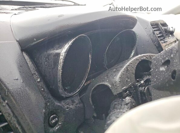 JA4APUAU8MU036729 2021 MITSUBISHI OUTLANDER Silver Սարքավորումների վահանակի տեսք