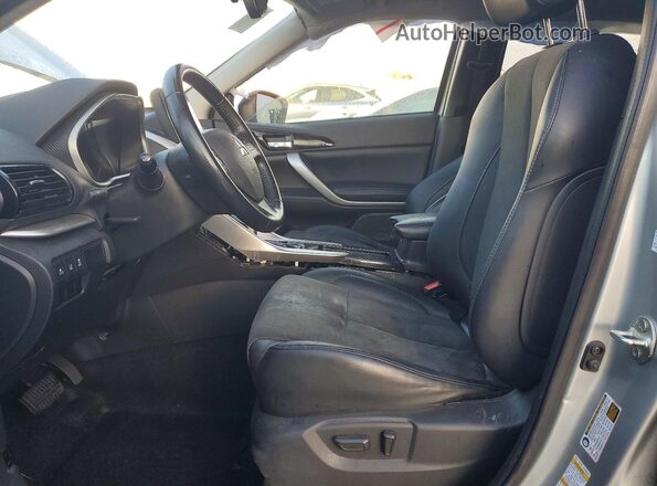 JA4ASWAA4NZ062085 2022 MITSUBISHI ECLIPSE Silver Вид салону спереду