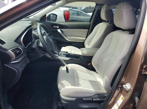 JA4AT5AA2JZ044489 2018 MITSUBISHI ECLIPSE Brown Vista interior delantera