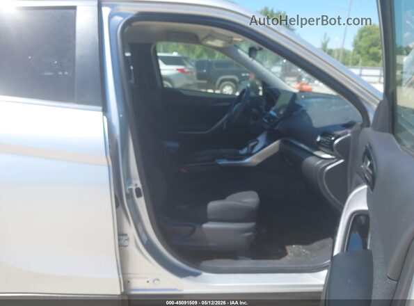 JA4ATVAA4RZ079465 2024 MITSUBISHI ECLIPSE CROSS Gray Widok wnętrza z przodu