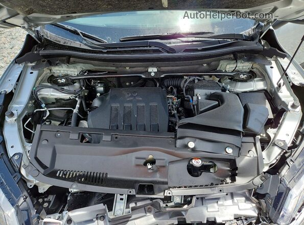 JA4ATWAA4TZ013608 2026 MITSUBISHI ECLIPSE Silver Շարժիչի բաժամունքի տեսք