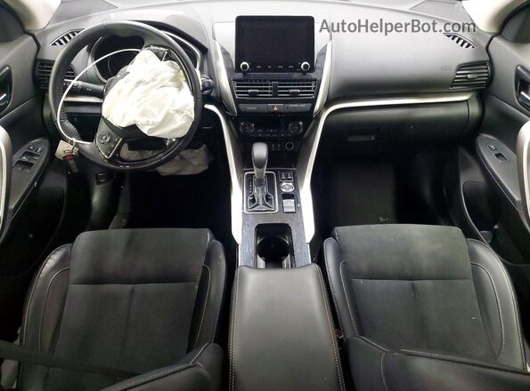 JA4ATWAA6RZ044982 2024 MITSUBISHI ECLIPSE White Вид панелі приладів