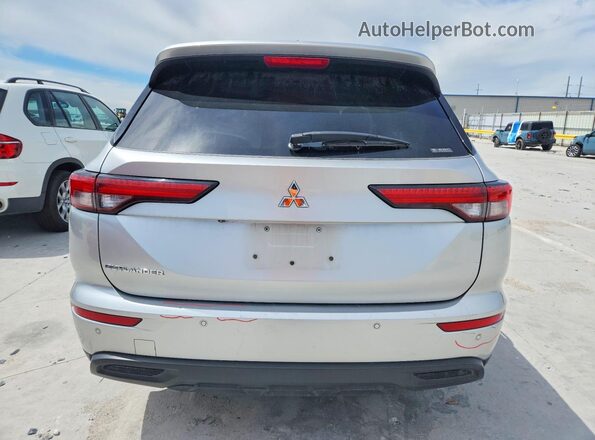 JA4J4TA88NZ045313 2022 MITSUBISHI OUTLANDER Silver Vista trasera