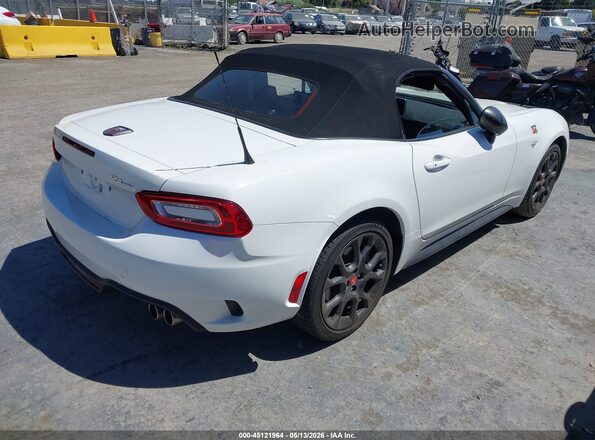 JC1NFAEK0H0111516 2017 FIAT 124 SPIDER White Tył prawy