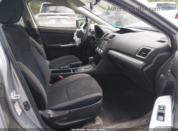 JF1GPAA60G8274450 2016 SUBARU IMPREZA Серебряный Вид салона спереди