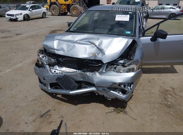 JF1GPAA60G8274450 2016 SUBARU IMPREZA Серебряный Вид спереди